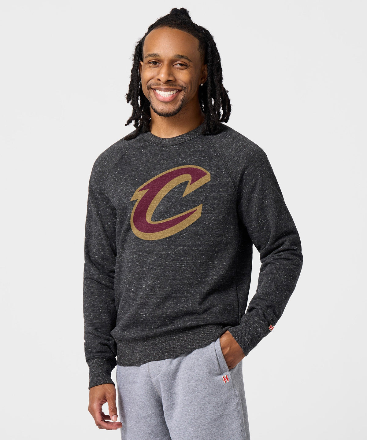 Cleveland Cavaliers Logo Crewneck product image 10